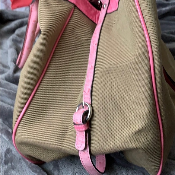 Guess (2) - Picture 3 of 6